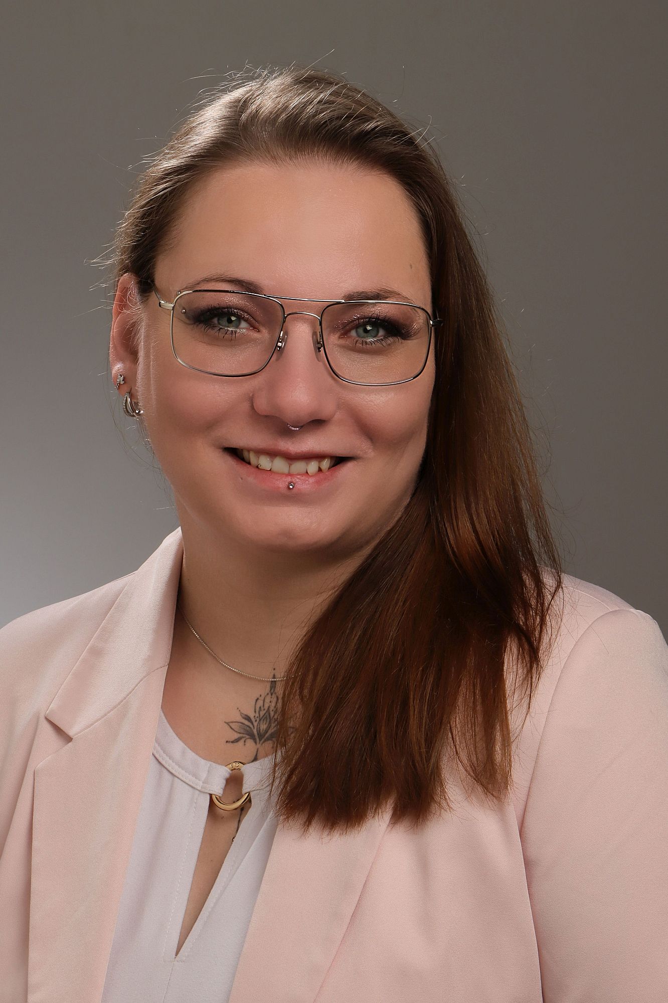 Elisa Weishaupt Portrait klein neu